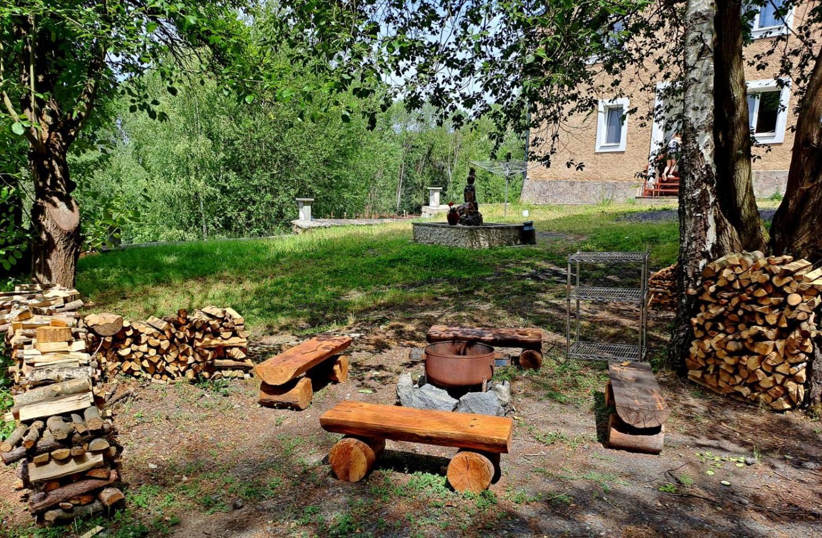 Hotel Penzion U Jezera à Konstantinovy Lázně Extérieur photo
